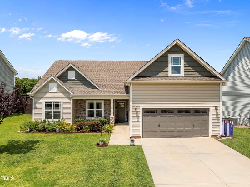 107 Campaign Dr, Mebane, NC 27302