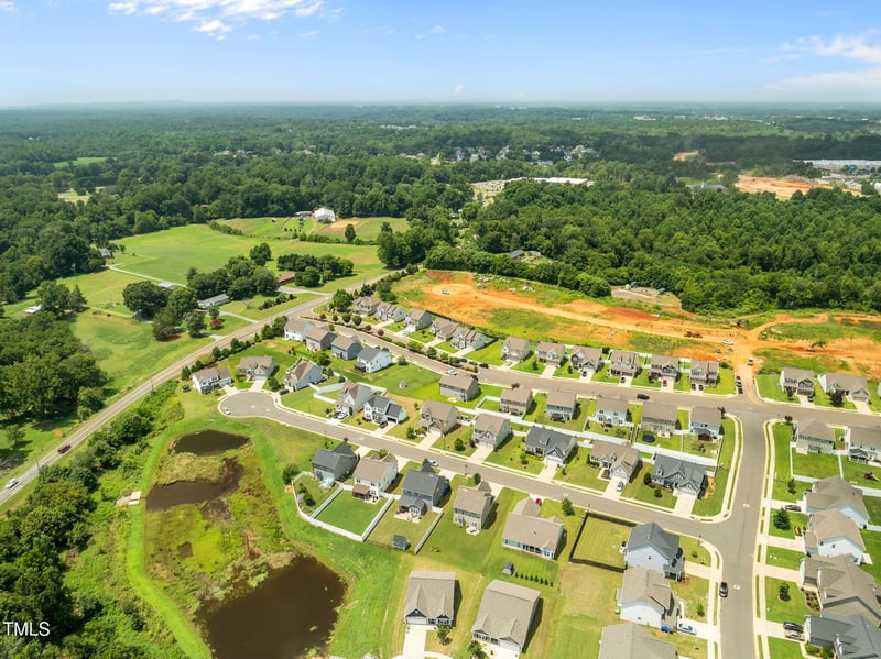 107 Campaign Dr, Mebane, NC 27302