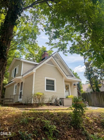 107 Carr St, Chapel Hill, NC 27516