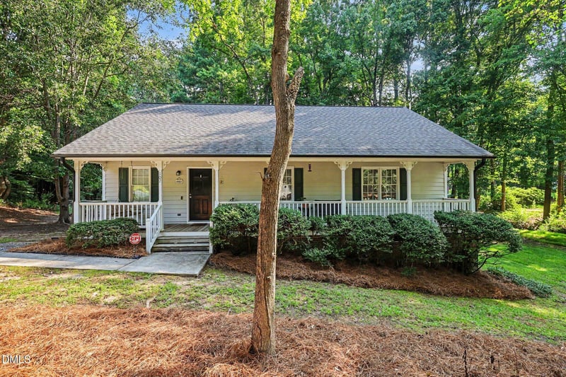 107 Cherry Ct, Clayton, NC 27520