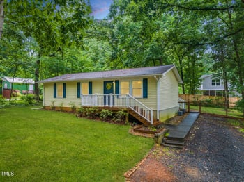107 Cheshire Dr, Hillsborough, NC 27278
