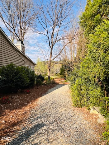 107 Chris Ct, Cary, NC 27511