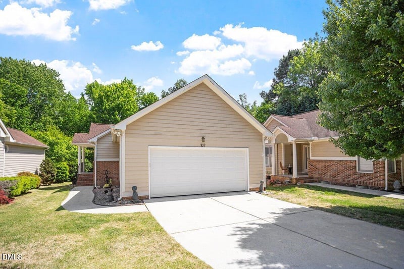 107 Chris Ct, Cary, NC 27511
