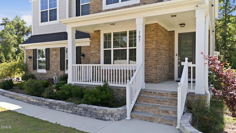 107 S Clearbrook Ct, Angier, NC 27501