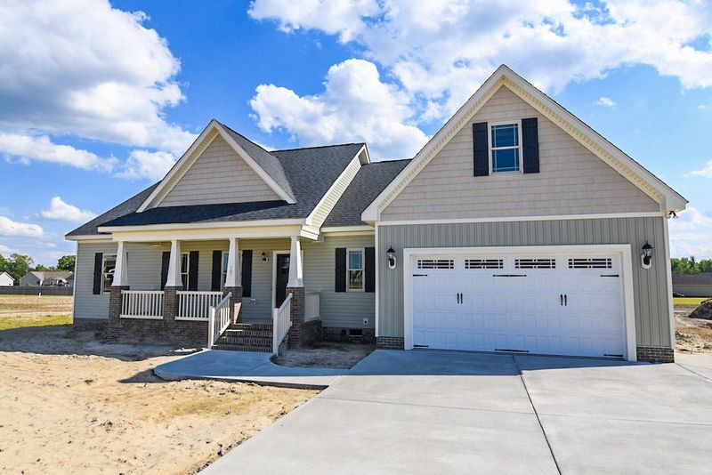 107 Clipper Ln, Smithfield, NC 27577