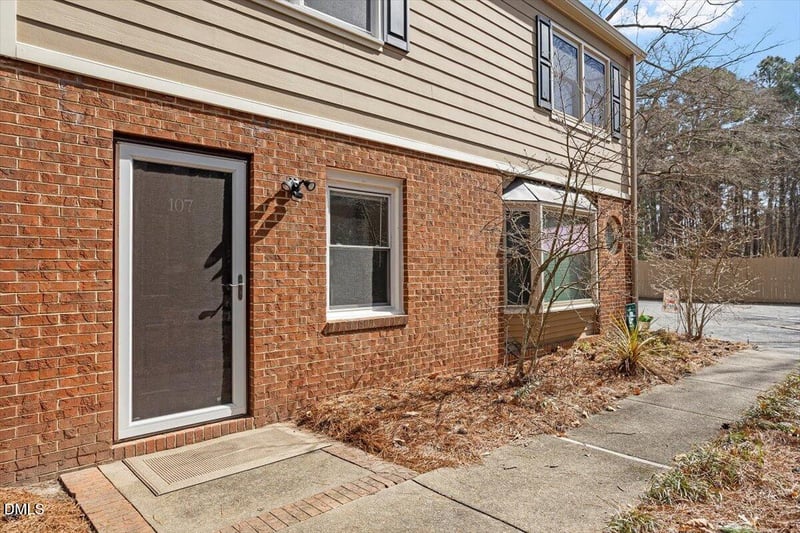 107 Cooper Glen Pl #2, Chapel Hill, NC 27517