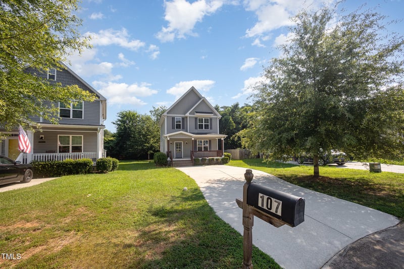 107 Cottage Ct, Youngsville, NC 27596