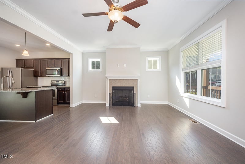 107 Cottage Ct, Youngsville, NC 27596