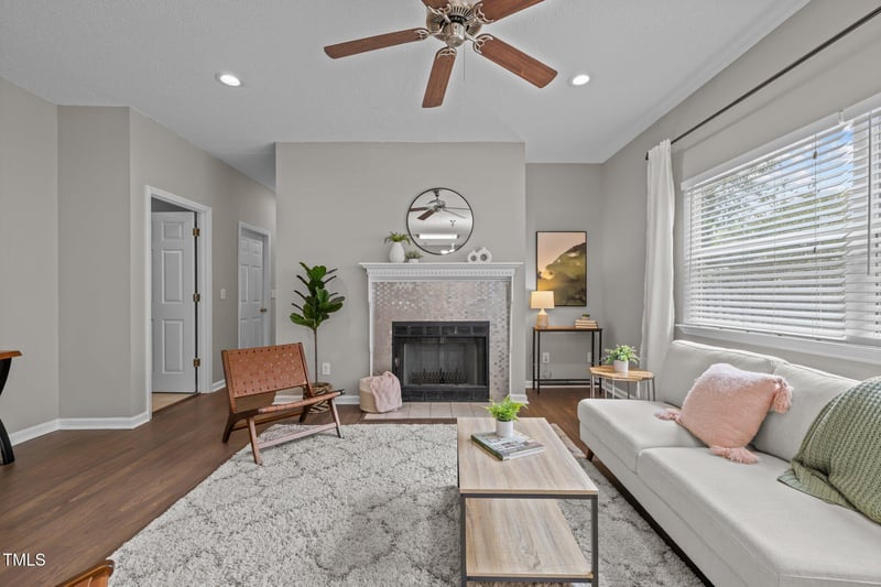 107 Covington Dr, Chapel Hill, NC 27514