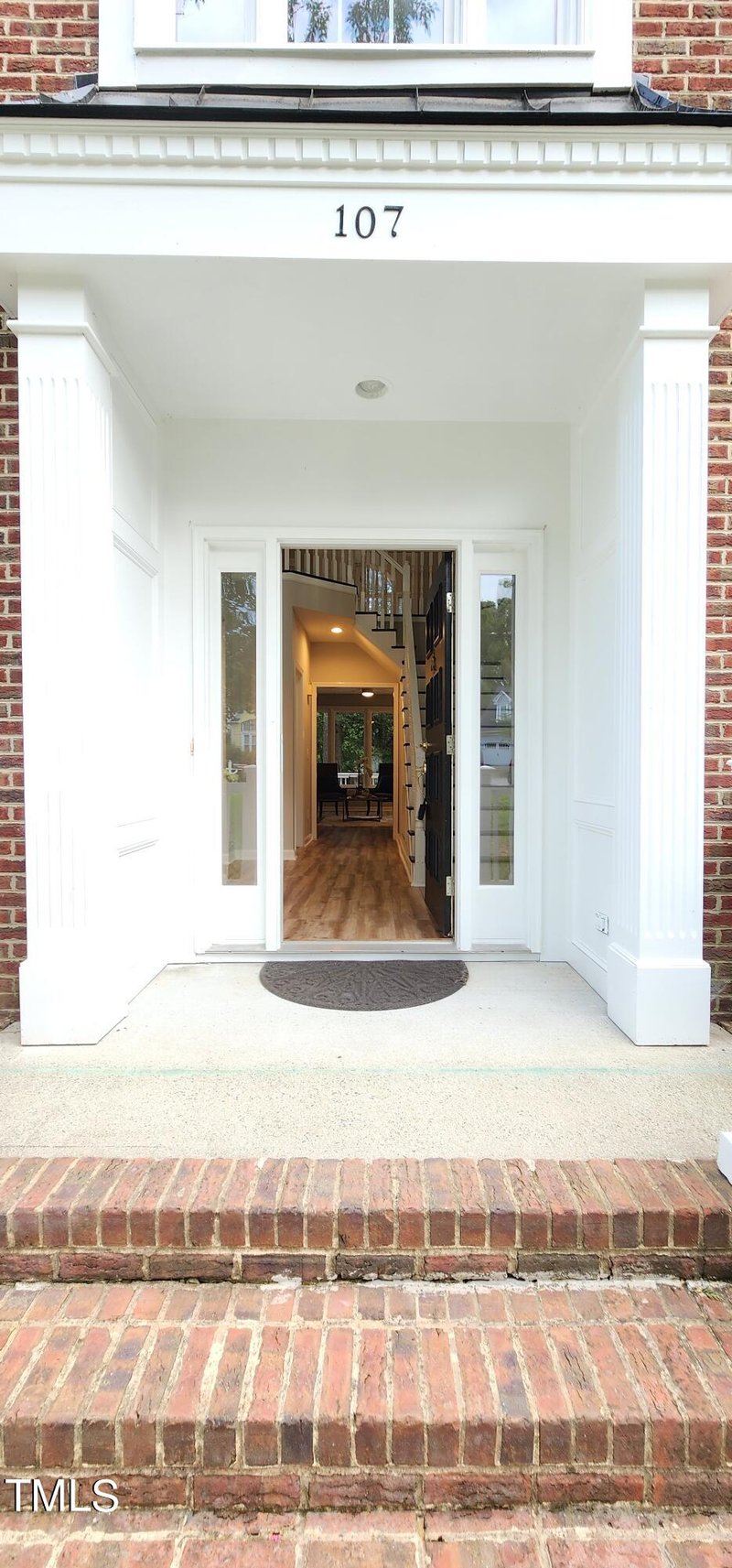 107 Crane Meadow Pl, Chapel Hill, NC 27514