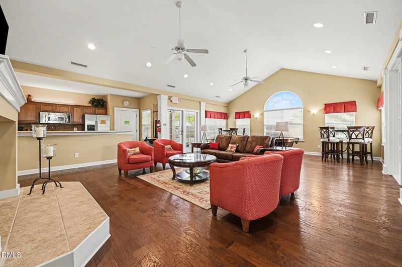 107 Culp Hill Dr, Chapel Hill, NC 27517