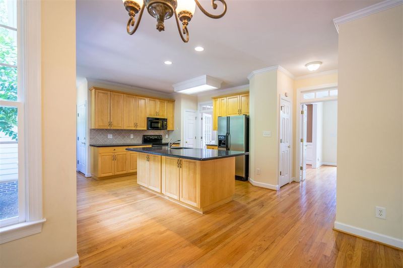 107 Darby Gale Dr, Cary, NC 27518