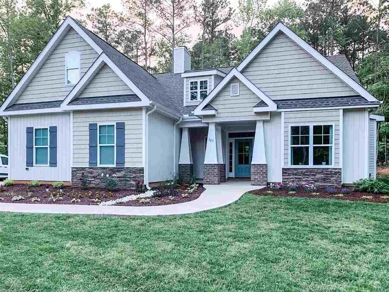 107 Doe Dr, Louisburg, NC 27549