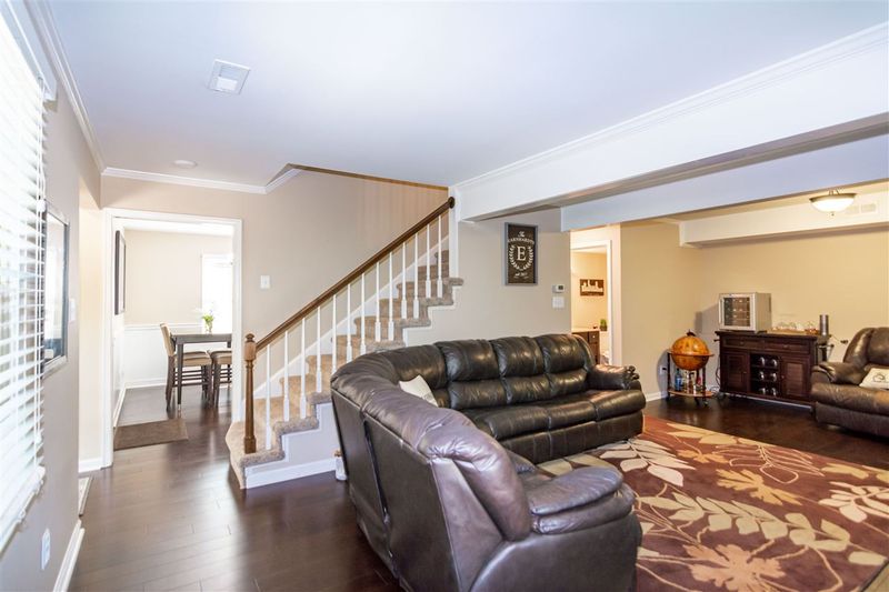 107 Dunhagan Pl, Cary, NC 27511