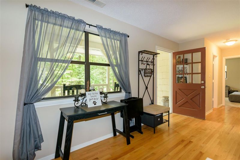 107 Edwards Dr, Louisburg, NC 27549