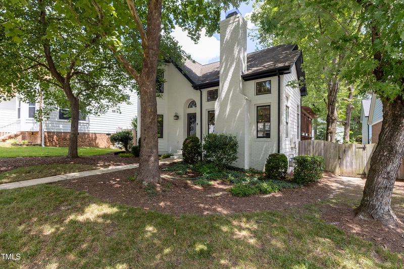 107 Ethans Glen Ct, Cary, NC 27513