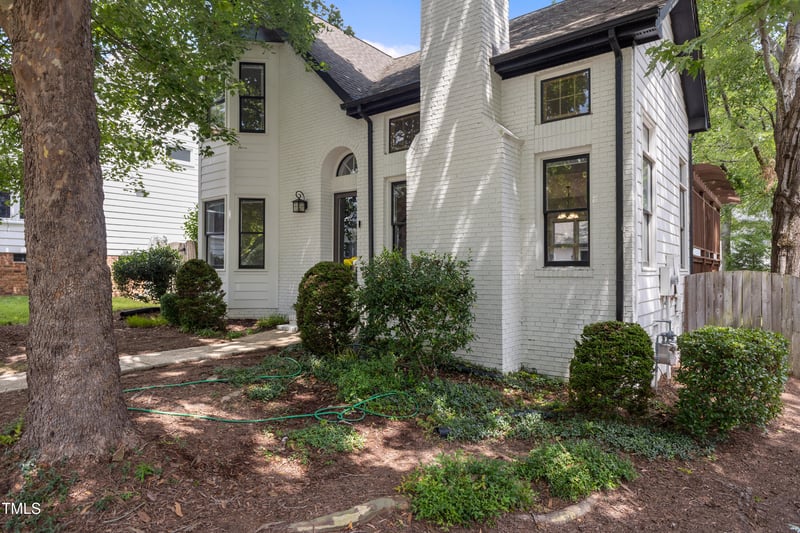 107 Ethans Glen Ct, Cary, NC 27513