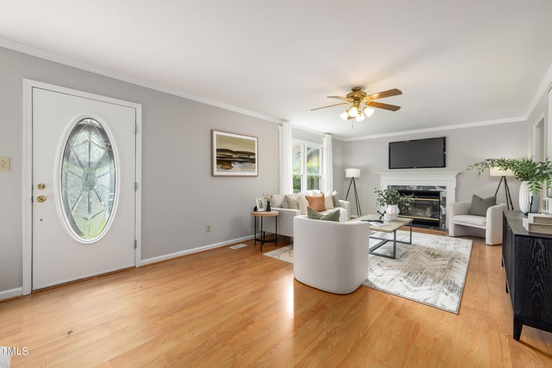 107 Fairfield Ct, Chapel Hill, NC 27516