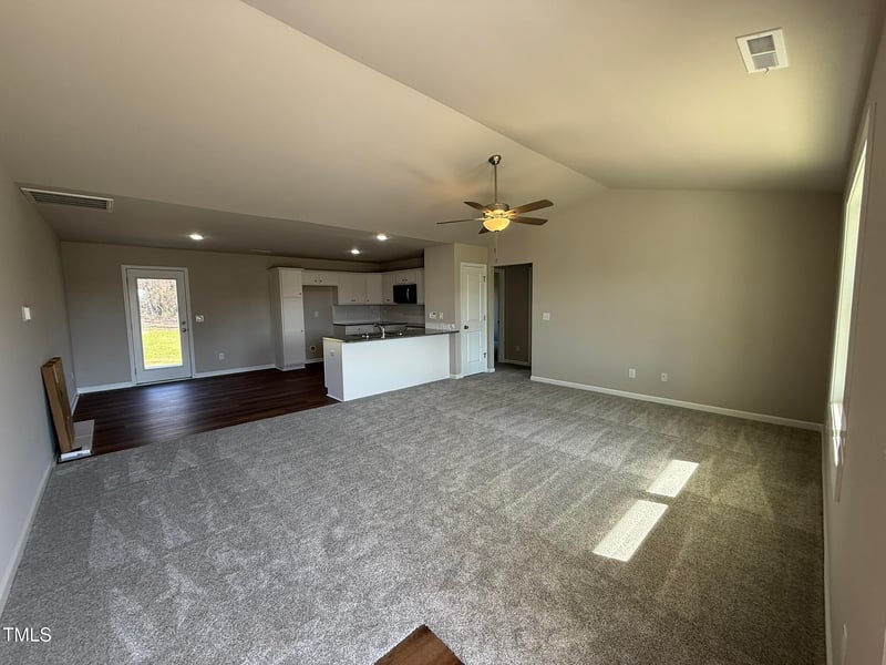 107 Faucette Dr, Selma, NC 27576