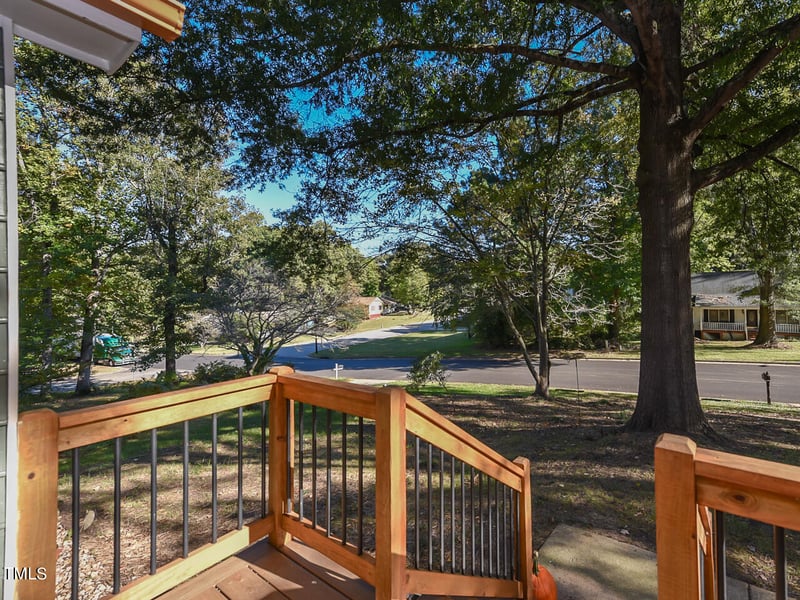 107 Forest Landing Dr, Garner, NC 27529