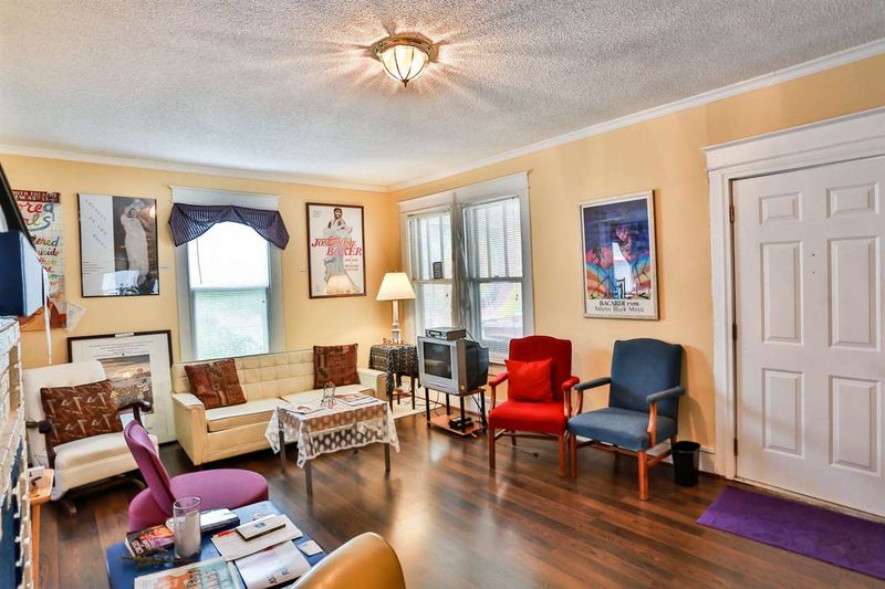 107 W Geer St, Durham, NC 27701