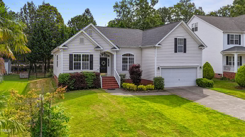 107 Governors House Dr, Morrisville, NC 27560