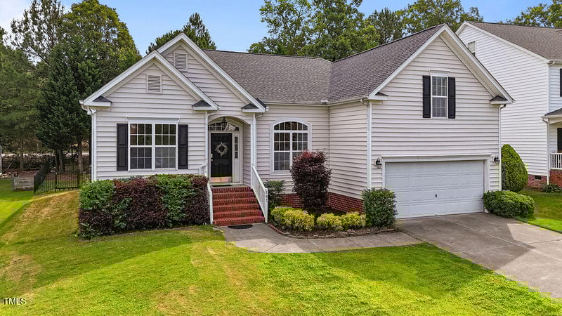 107 Governors House Dr, Morrisville, NC 27560