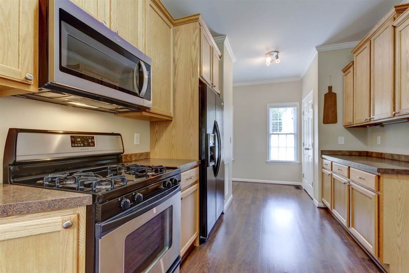 107 Grassy Ridge Ct, Apex, NC 27502