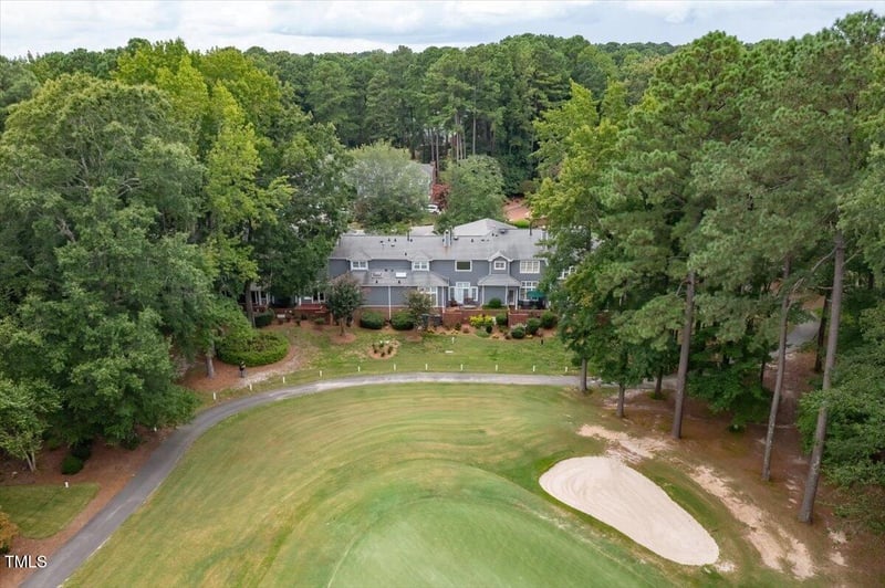 107 Greensview Dr, Cary, NC 27518