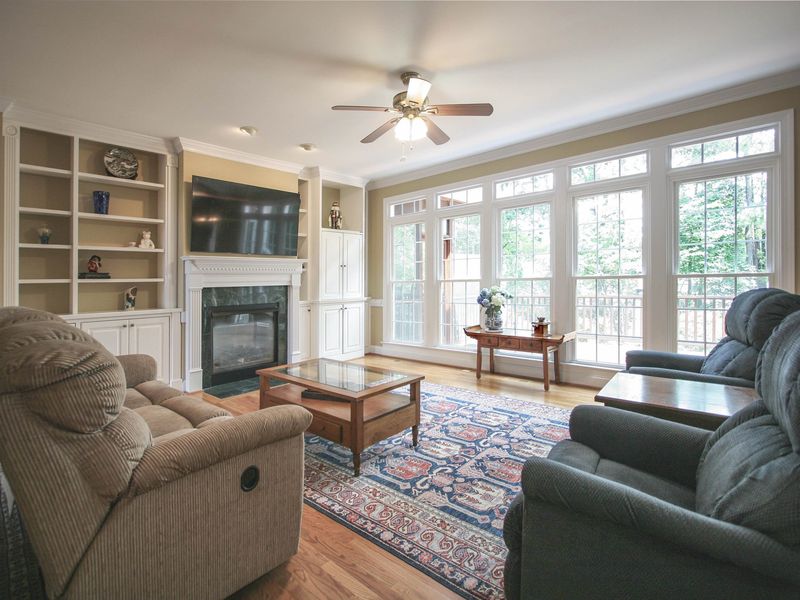 107 Guymon Ct, Morrisville, NC 27560