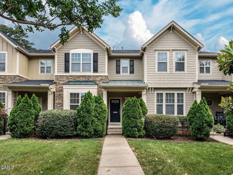 107 Haybarn Ct, Apex, NC 27502