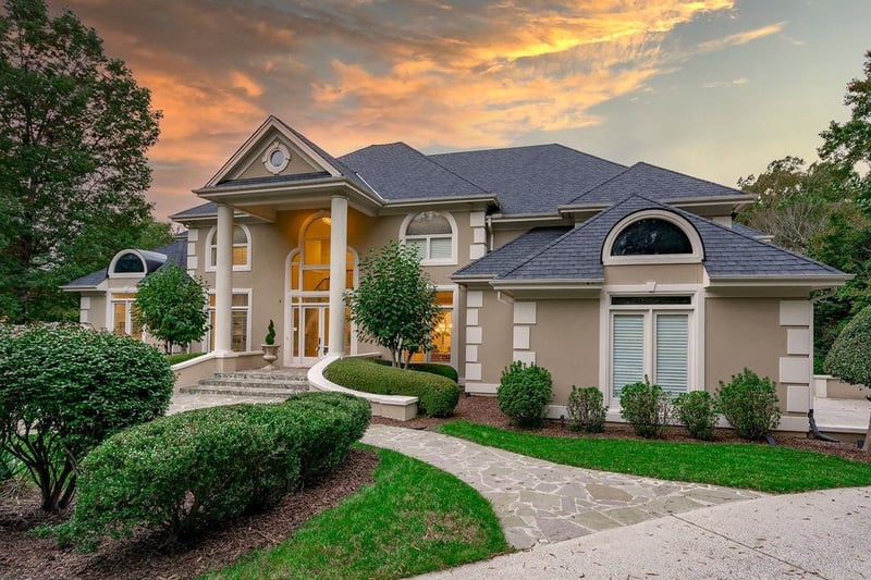 107 Headlands Ln, Cary, NC 27518