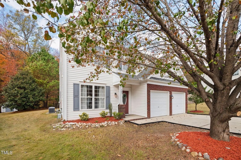 107 Hearthside Ct, Apex, NC 27502