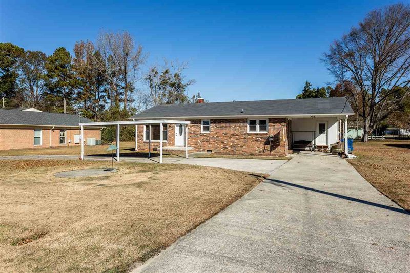 107 E Heath Ave, Smithfield, NC 27577