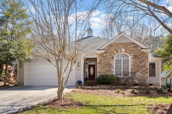 107 Helmsdale Dr, Chapel Hill, NC 27517