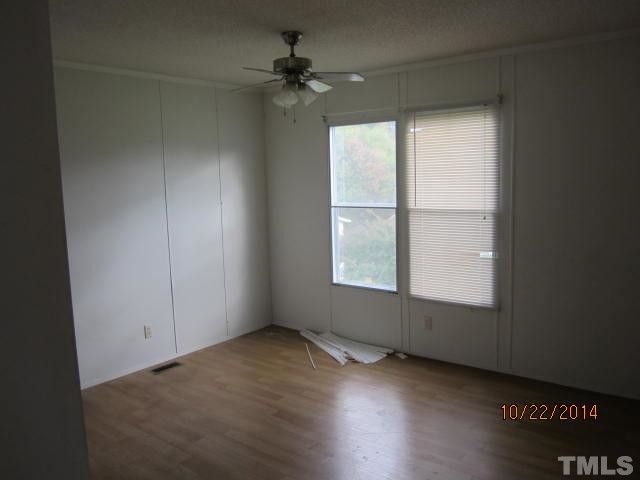 107 Honeysuckle Ln, Roxboro, NC 27573