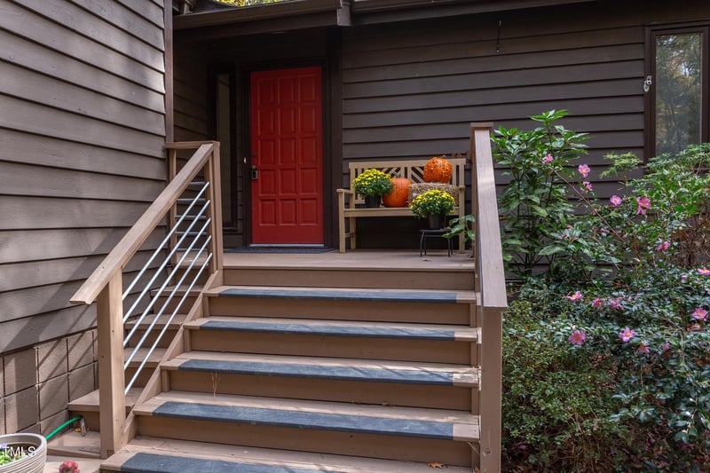 107 Hunter Hill Rd, Chapel Hill, NC 27516