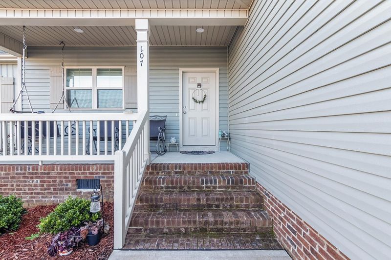 107 Jasper Creek Ct, Clayton, NC 27520
