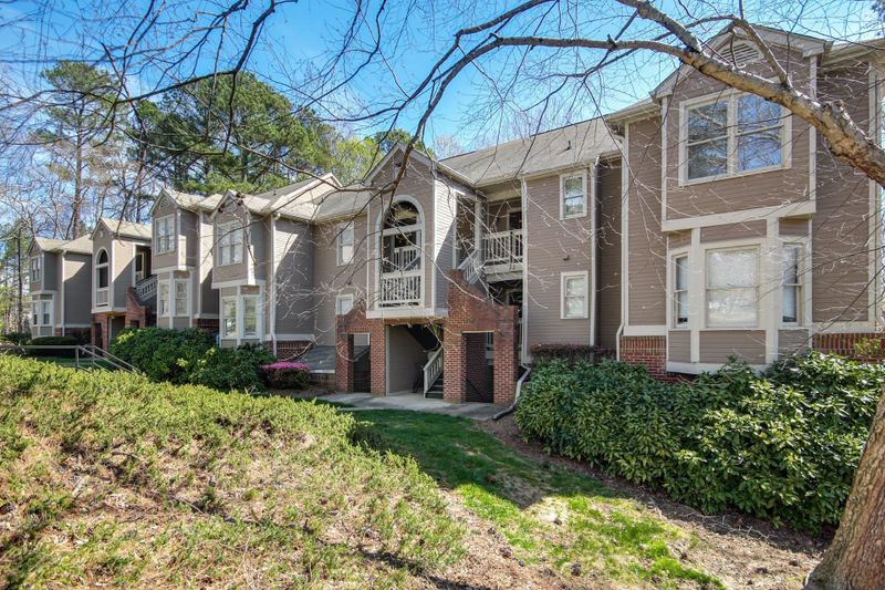 107 Killam Ct #2D, Cary, NC 27513