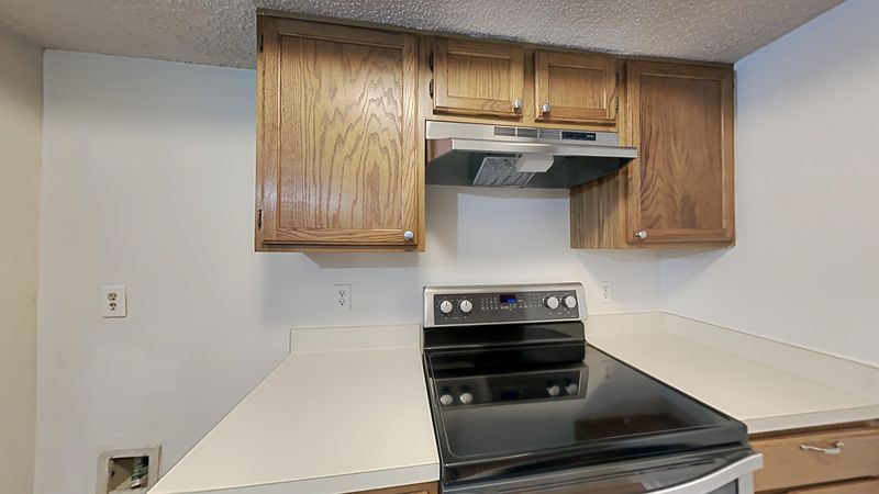 107 Killam Ct #LC, Cary, NC 27513