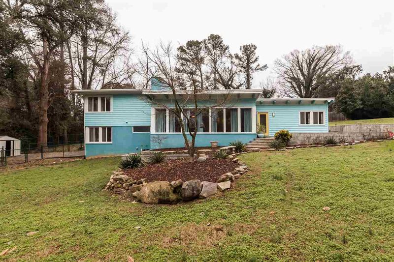 107 King William Rd, Raleigh, NC 27610