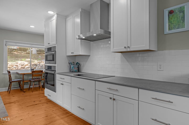 107 Ledge Ln, Chapel Hill, NC 27514