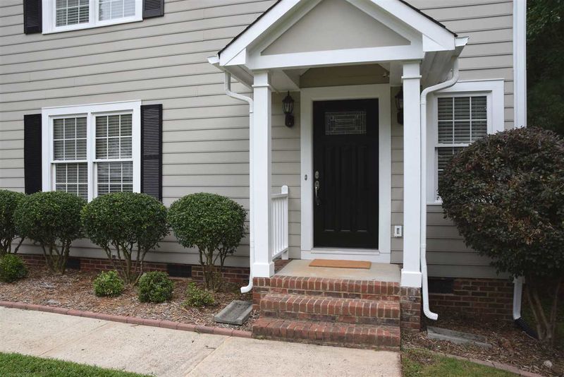 107 Lonesome Pine Dr, Cary, NC 27513