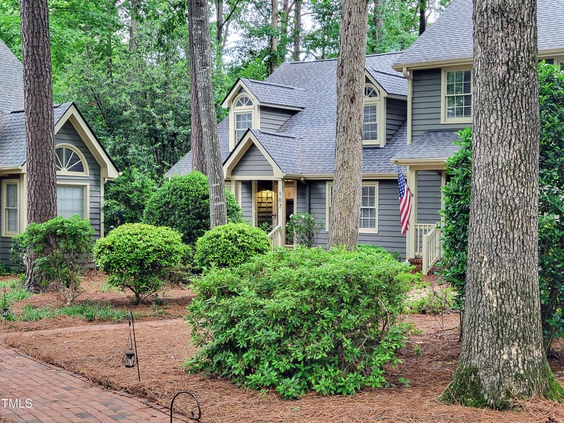 107 Long Shadow Ln, Cary, NC 27518