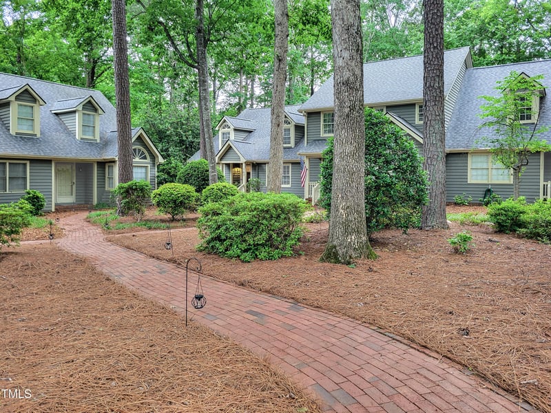 107 Long Shadow Ln, Cary, NC 27518