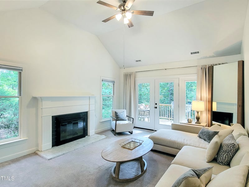 107 Long Shadow Ln, Cary, NC 27518