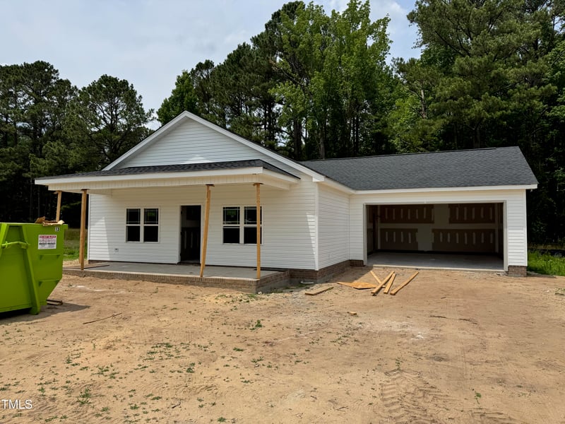 107 Lynn Ln, Selma, NC 27576