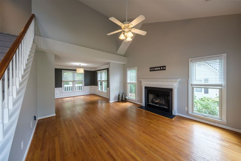 107 Majnun Ln, Cary, NC 27513