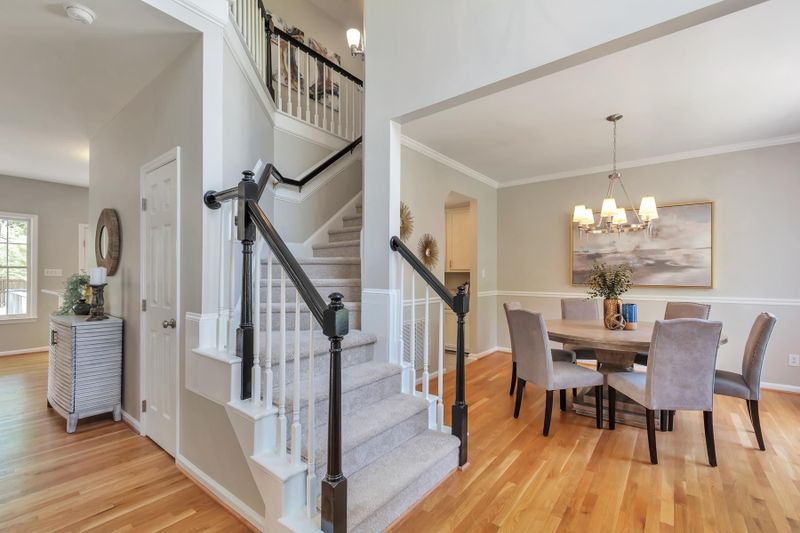 107 Maldon Dr, Cary, NC 27513