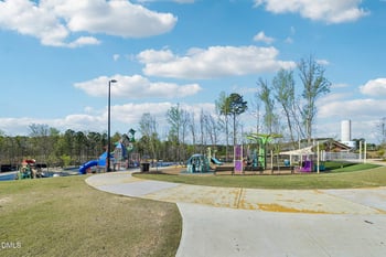 107 Maple Crest Ct, Apex, NC 27502